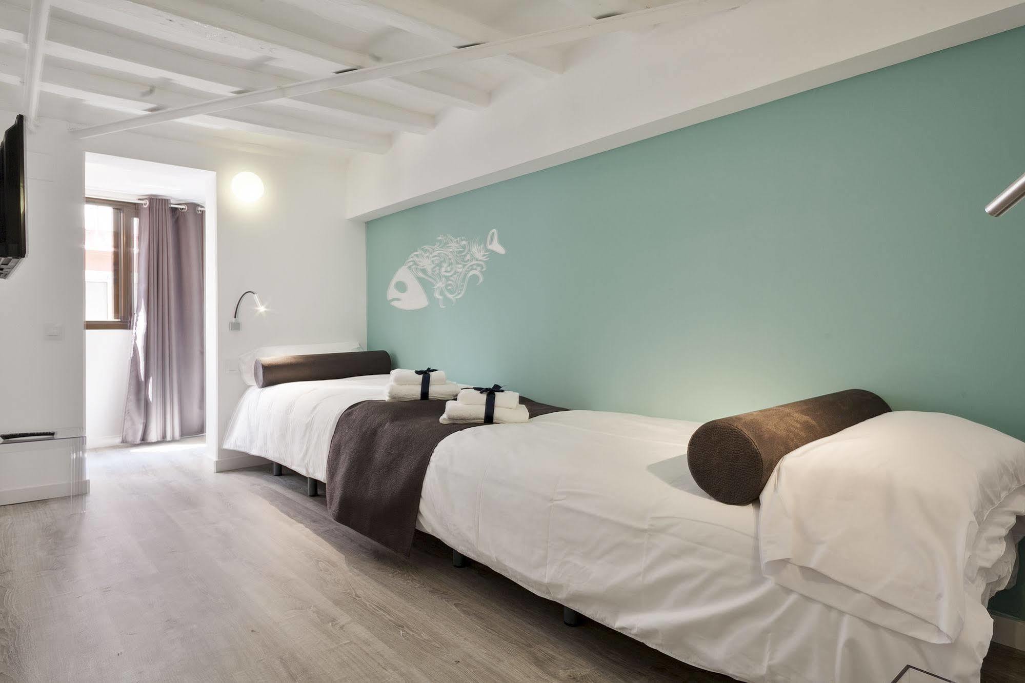 Habitat Apartments Adn Барселона Екстер'єр фото